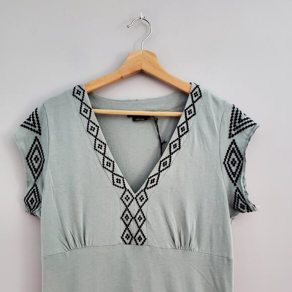 BCBGMaxAzria Green Short Sleeve Aztec Pattern Tee Dress XL - Picture 3 of 7
